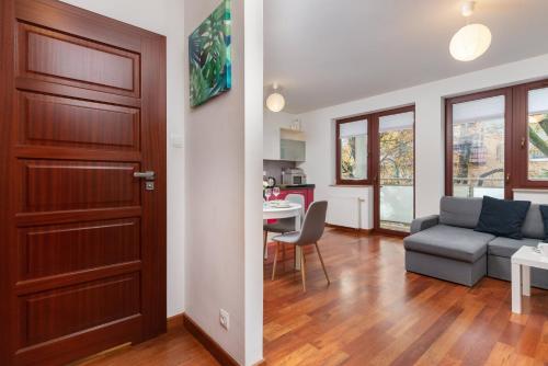 Apartamenty Zatoka Górny Sopot by Noclegi Renters - image 4