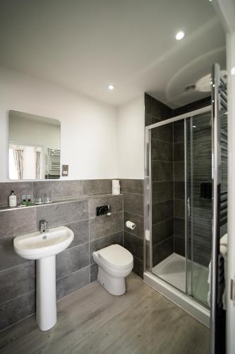 Best Western Lansdowne Hotel - image 9