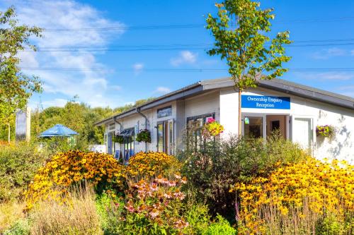 Lakeside Lodge, Green Hill Farm Holiday Village