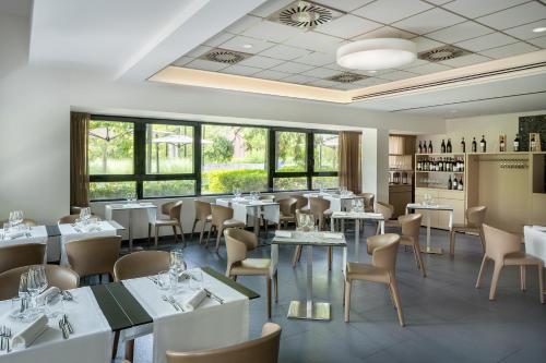 Restaurant, UNA Hotels Bologna Fiera in Bologna
