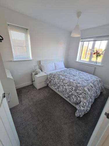 Beautiful Private Room with Private Bathroom in Lancing