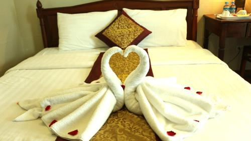 เตียงนอน, Mali Namphu Hotel in เวียงจันทน์