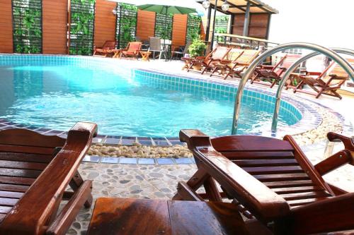 Swimmingpool, Malinamphu Hotel in Vientiane