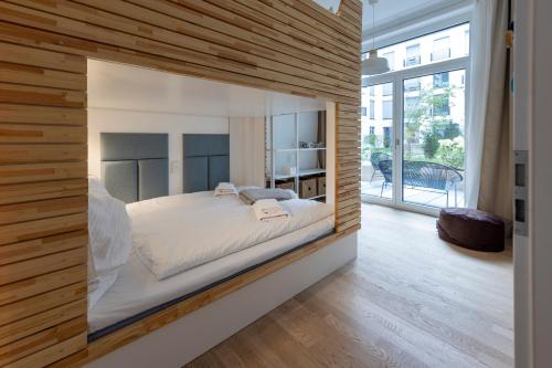 Pure Berlin Apartments - for up to 5 guests near Uber Arena, central, stylish 4