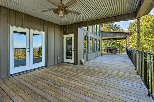 Spacious Lineville Home with Deck and Mtn Views! in Lineville (AL)