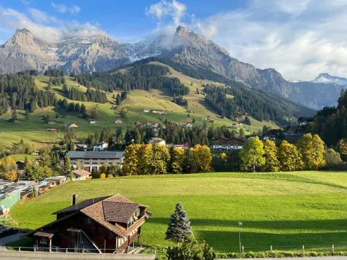 2-Zimmer Studio mit grossem Balkon und Bergpanorama - 400m von Talstation Sillerenbahn in Adelboden, Schweiz
