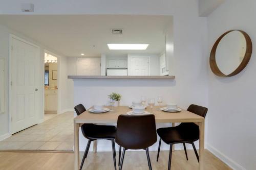 Fascinating 1 Bedroom Condo At Ballston With Gym in Arlington, USA