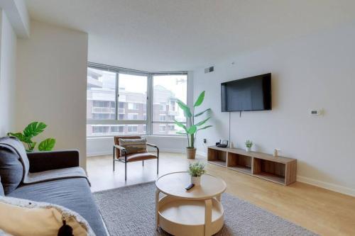Fascinating 1 Bedroom Condo At Ballston With Gym in Arlington, USA