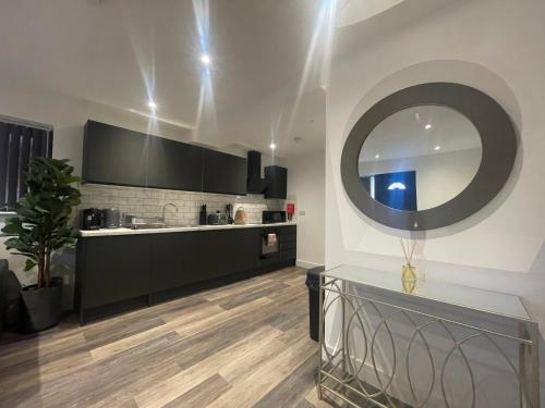 Sapphire Premier Apartments W/secure Parking - Cardiff