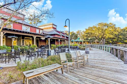 2012 Beach Wood in Fernandina Beach, USA