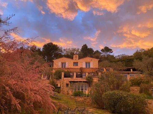 L'Olivette - Mas Provencal, Panoramic View & Pool