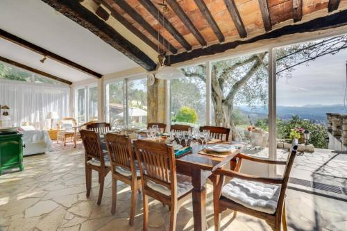 L'Olivette - Mas Provencal, Panoramic View & Pool