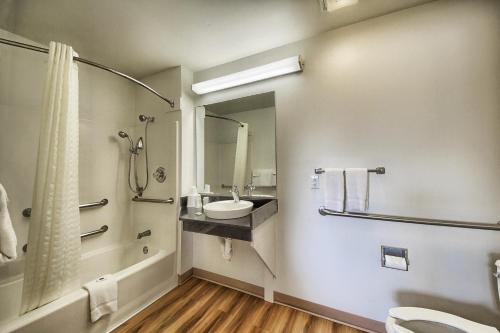 Motel 6-Kerrville, TX in Kerrville, USA