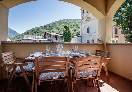 Restorāns, La Casa Di Dorina - Il Comò della Civetta - Bernina Express (La Casa Di Dorina - Il Como della Civetta - Bernina Express) in Villa di Tirano