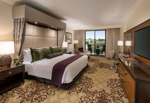 Premier King Room - Accessible