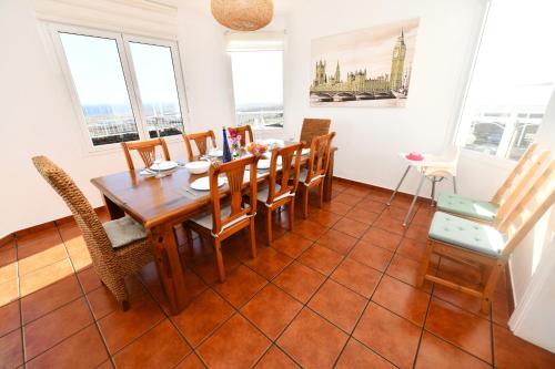 Fasiliti, Villa Life in Guime