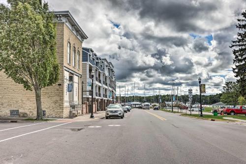 Charming Pentwater Home with Fire Pit and Yard! Charming Pentwater Home with Fire Pit and Yard!