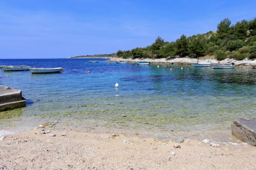 Holiday house with a parking space Kanica Rogoznica - 17600 - image 6