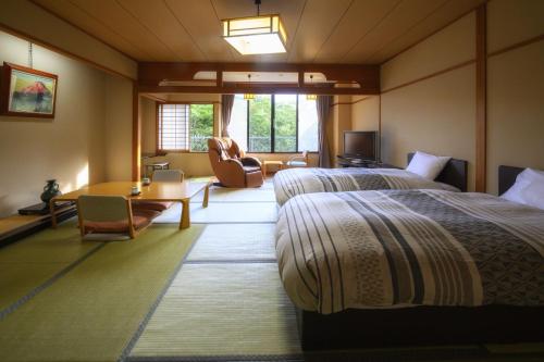 Japanese-Style Room with Bed & Massage Chair-Jstyle Villa - Non-Smoking