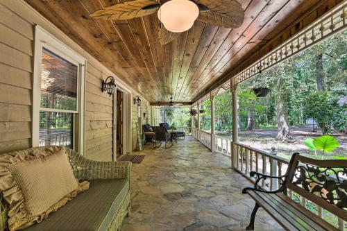 Lawrenceville Gem w/ Boat Dock on Private Lake! in Lawrenceville (Georgia)