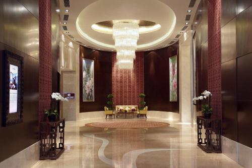 Futian Shangri-La, Shenzhen,Near to Shenzhen Convention&Exhibition Centre, Futian Railway Station