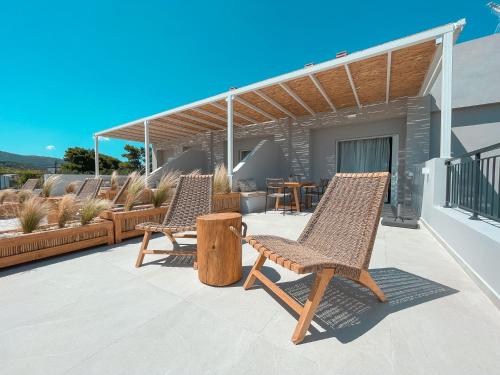  Triantafilia Guesthouse in 34017 Agio Apóstoloi