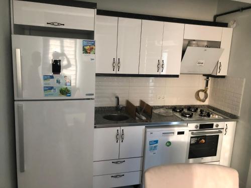 廚房, Karakoçan Apart otel (Karakocan Apart otel) in 賓高爾