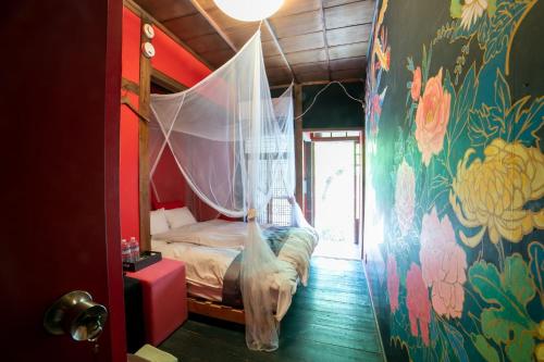 Double Room with Shared Bathroom