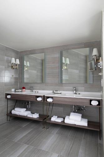 400284888 Crowne Plaza Atlanta Perimeter at Ravinia by IHG