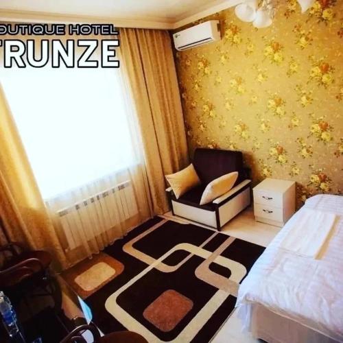 FRUNzE