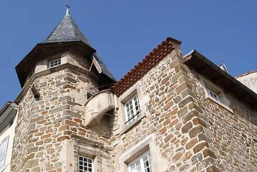 Maison au Loup - Superbe ancien hotel particulier du XVIe siècle au cœur de la vieille ville du Puy