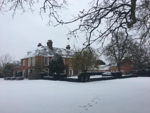 Hook House - main image