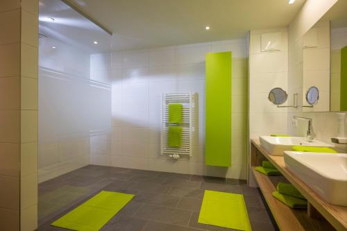 Aparthotel AlpTirol - Accommodation - Kaltenbach