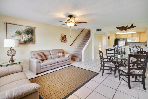 Sunset Chateau #611 - image 17