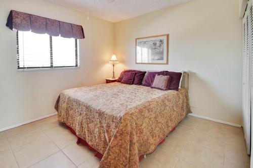 Sunset Chateau #611 - image 21