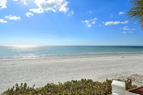 Tides 423 - Pools Hot Tubs Grills and Gulf Views - main image