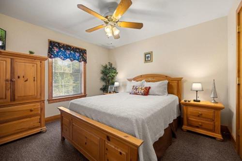 Poplar Point Condo Unit 12E in Mt Zion