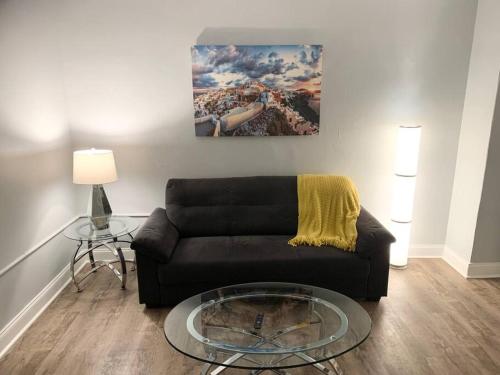 Modern cozy 1BD/1BA Apt in Federal Hill