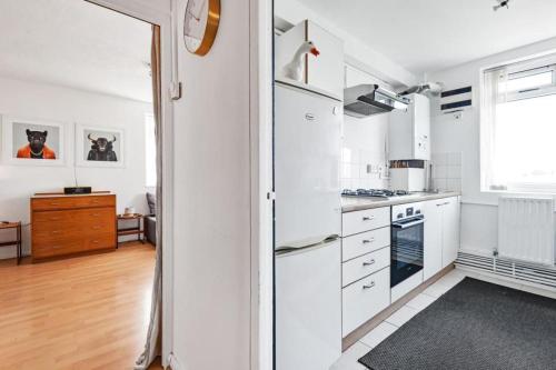 Flat 13, Londýn (fotografie 8)
