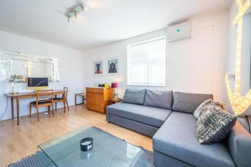 Flat 13, Londýn (fotografie 9)