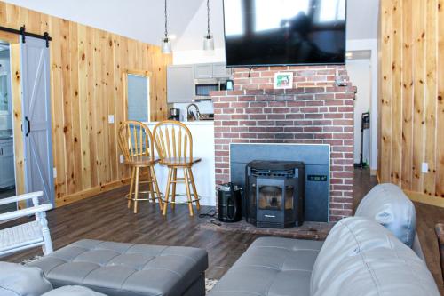 Lake Winnisquam Getaway in Sanbornton, USA