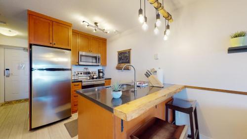 Two-Bedroom Apartment image 4