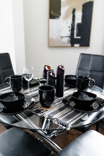 Food and beverages, Cozy & Stylish Home in Downtown Atlanta in Vine City