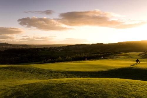 Hollins Hall Hotel Golf & Country Club - image 12