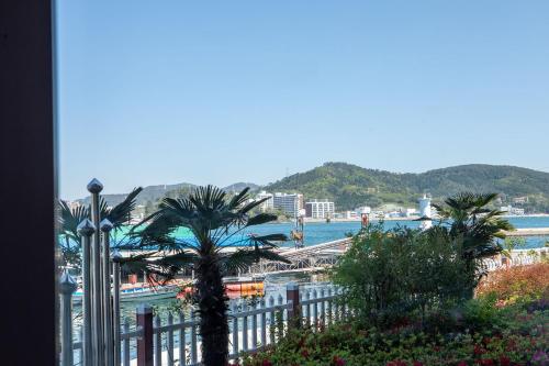 View, Carib Condo Hotel in Bongpyeong-dong