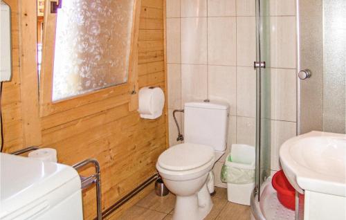Two-Bedroom Holiday Home in Jaroslawiec - image 13