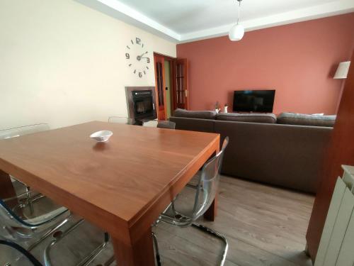Alto Minho Central Apartment in ปาเรเดส เด โคว์รา