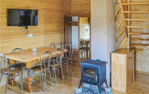 Two-Bedroom Holiday home Mscice with Lake View 03 - image 7