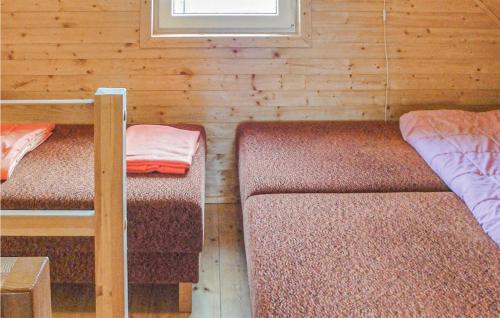 Two-Bedroom Holiday home Mscice with Lake View 03 - image 2