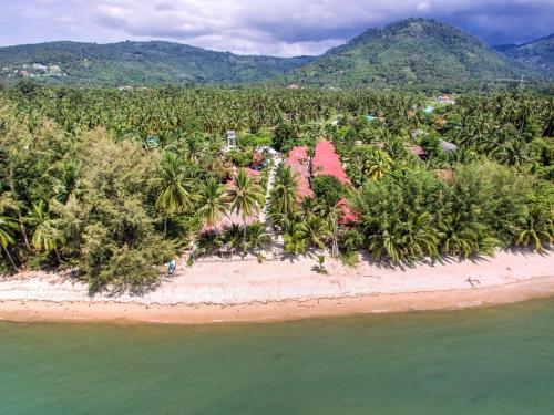 Sawai Home Resort near Dusit Dhewa - Samui Cultural Center and Fine Art of South East Asia